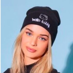 NWOT hello kitty embroidered black beanie